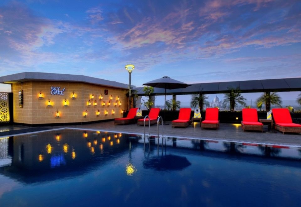 هتل گرند مرکور یا هالیدی هند